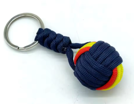 Llavero de bola de cuerda tejida bandera España