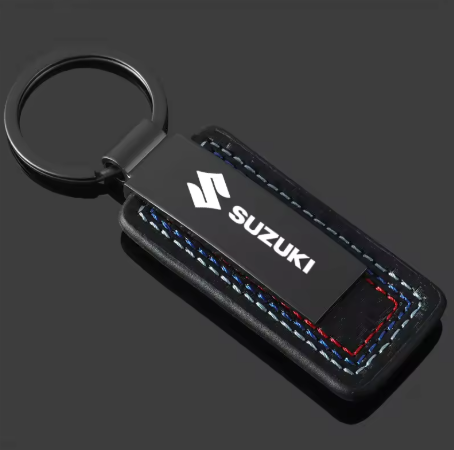 Llavero metálico grabado láser para Suzuki