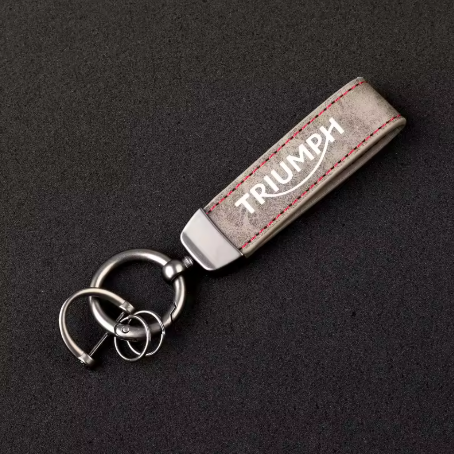 Llavero de cuero de alta calidad para Triumph
